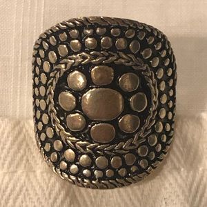 3🌻for$10 Charming Charlie’s Ring